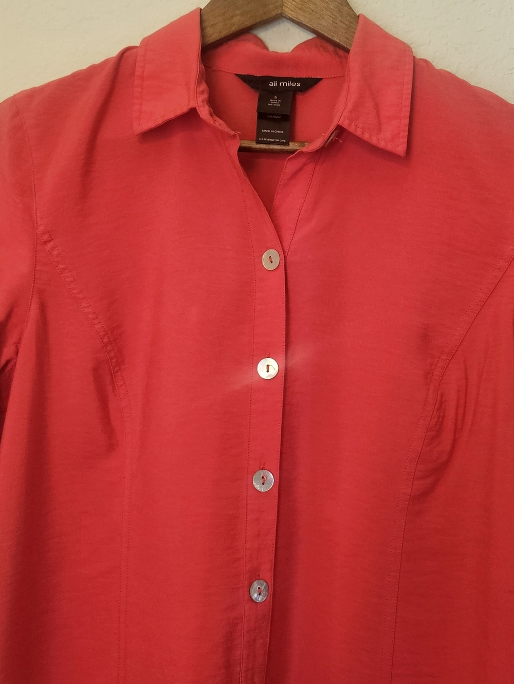 Ali Miles Button Down Blouse Womens Small Red‎ Business Casual Career Top